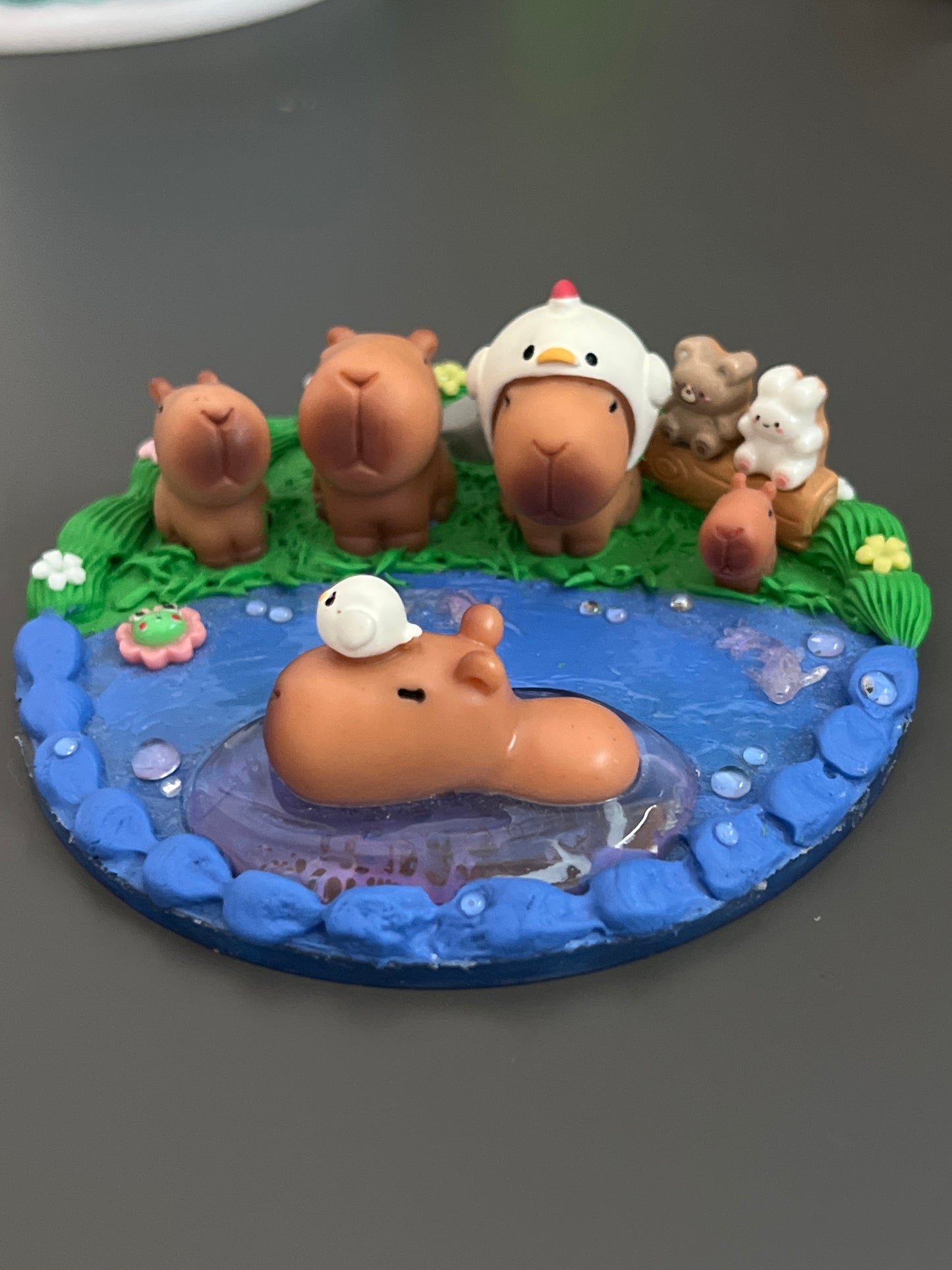 CapyBara Phone Stand Display