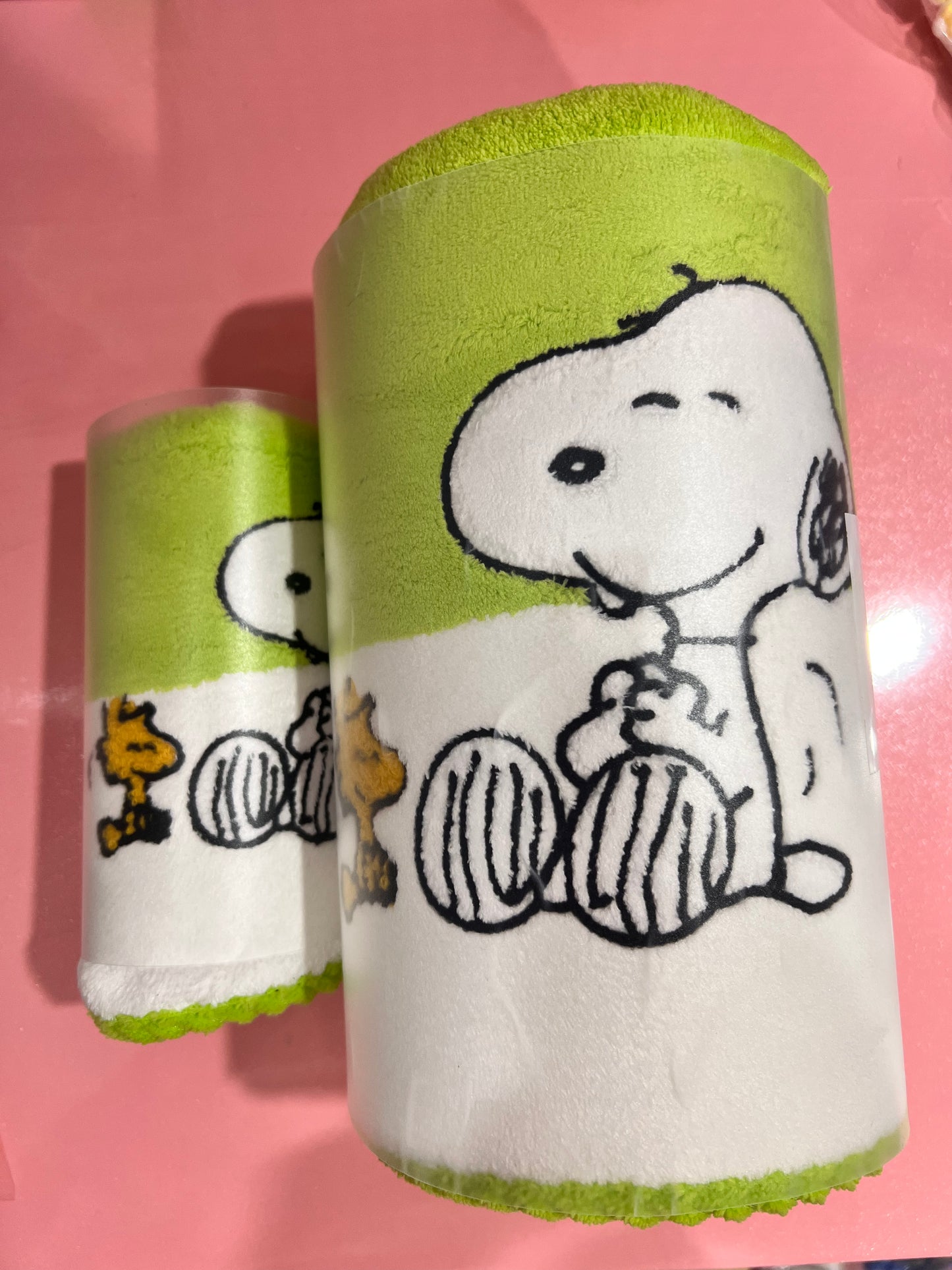 Snoopy & Woodstock Towel Set | Peanuts Bath & Hand Towel Duo