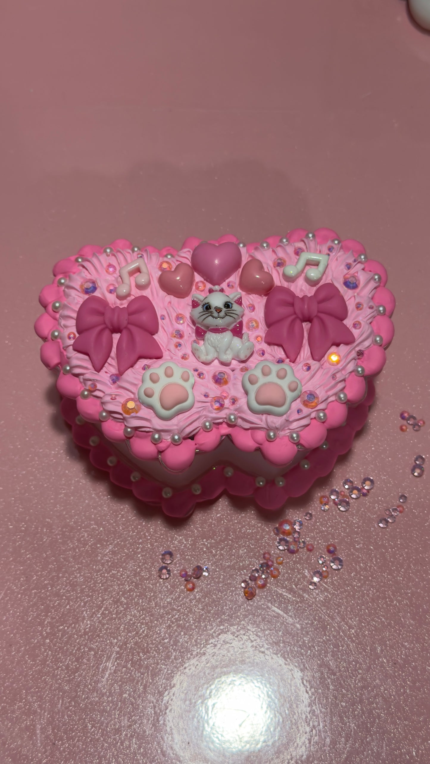 Marie-Inspired Berry Sweet Heart Jewelry Box 🐾💗